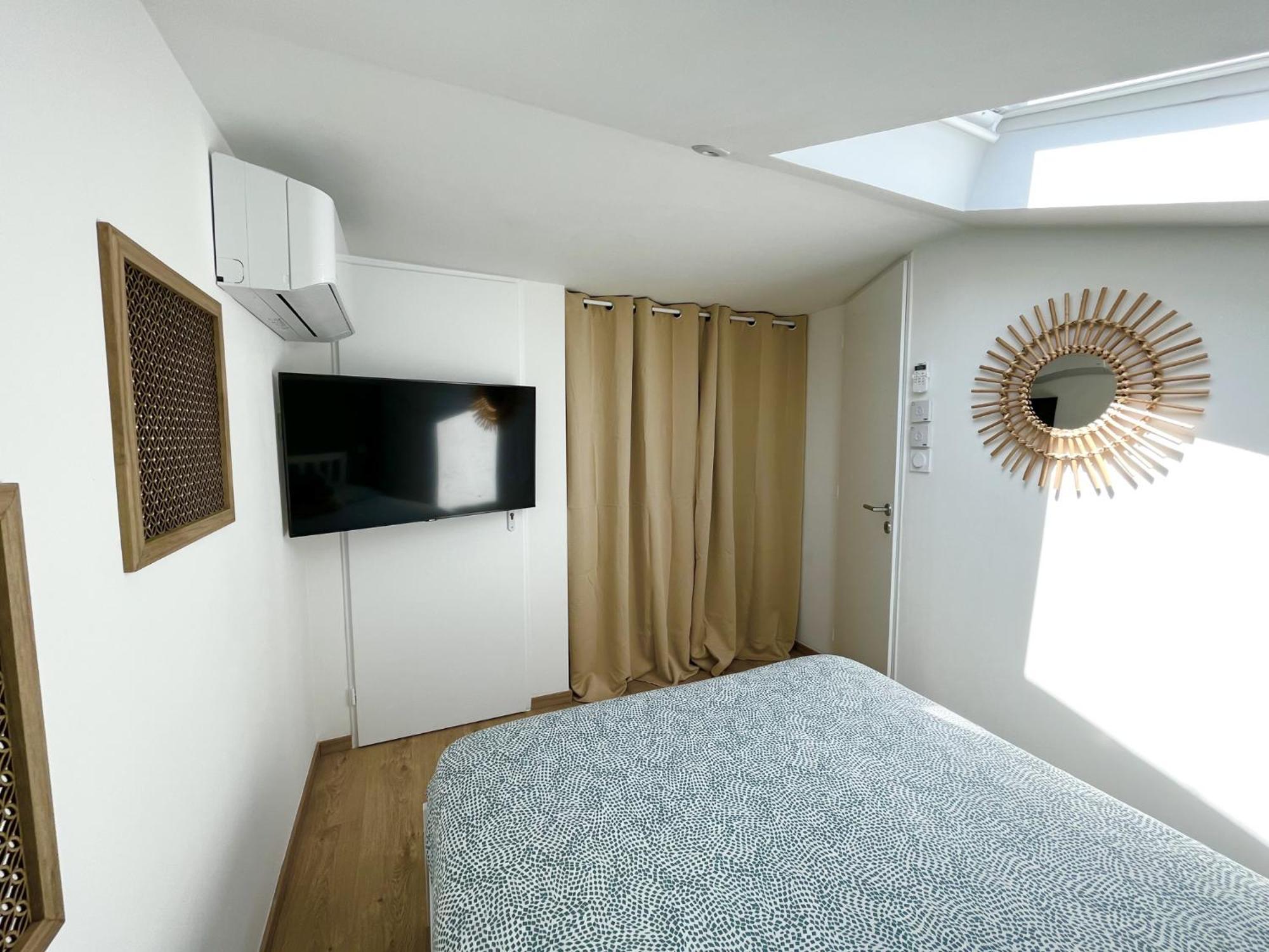 Duplex Centre Ville - 50M De La Plage - Clim - Garage - Netflix เลอ โกร-ดู-รัว ห้อง รูปภาพ